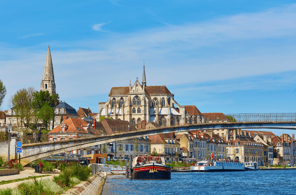 /jeu/escape-game-magie-a-auxerre-la-malediction-du-passage-condamne