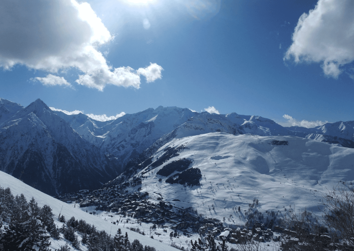 /jeu/escape-game-magie-aux-2-alpes-la-malediction-du-passage-condamne