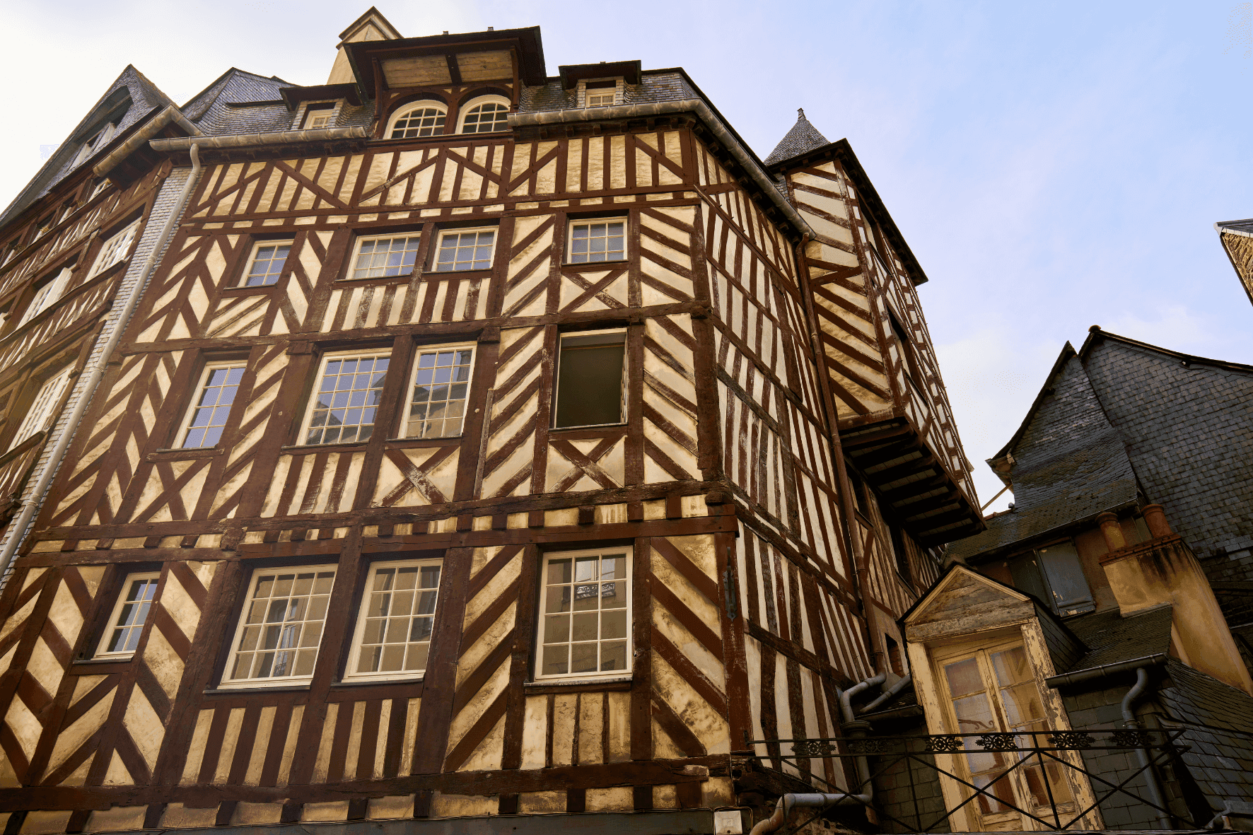 /jeu/escape-game-magie-a-rennes-la-malediction-du-passage-condamne