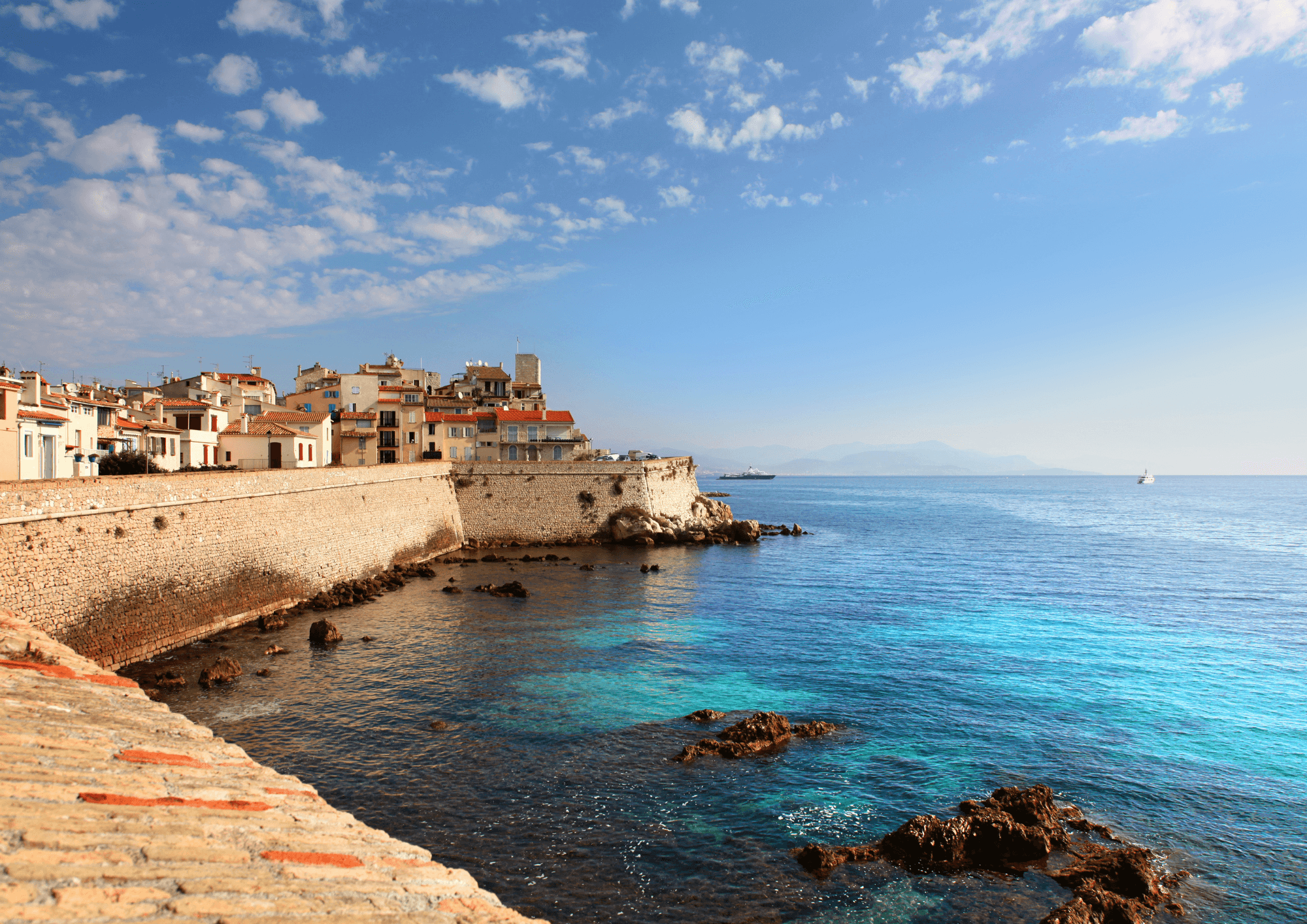 /jeu/escape-game-magie-a-antibes-la-malediction-du-passage-condamne