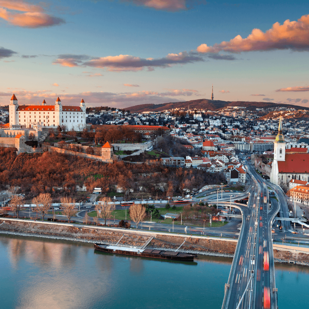 /jeu/escape-game-magie-a-bratislava-la-malediction-du-passage-condamne